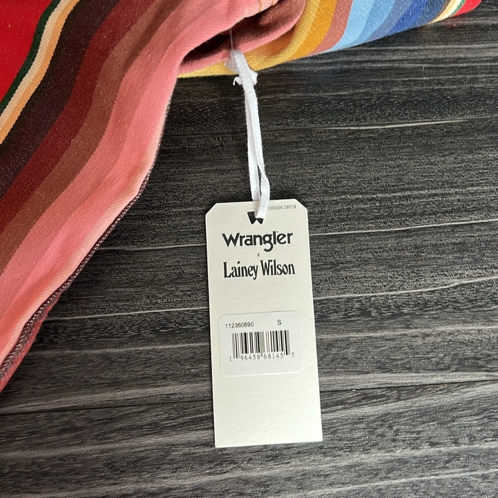 Wrangler x Lainey Wilson Rodeo Trucker Jacket - Picture 13 of 13
